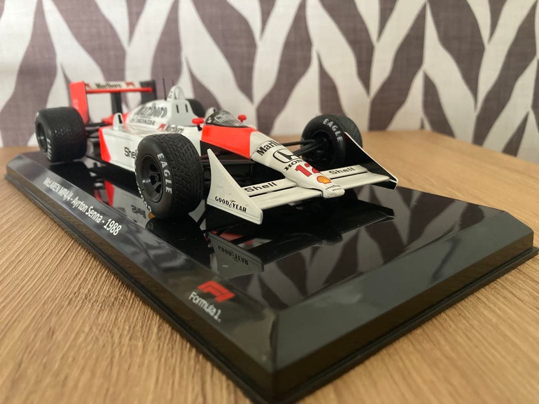マルボロ仕様 ビッグスケールF1コレクション マクラーレン MP4/4 1/24