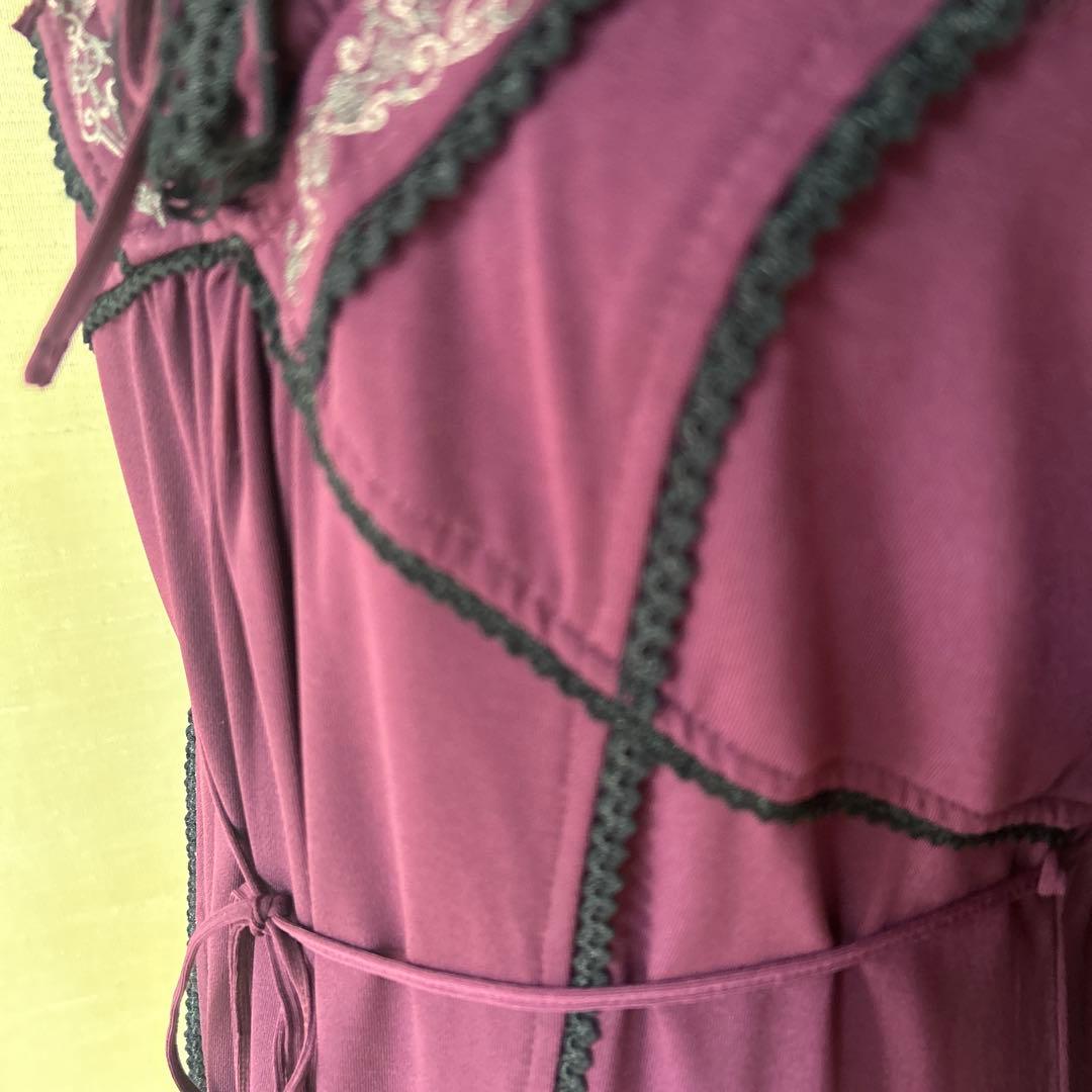 OZZ ONESTE パープル レースアップひざ丈ワンピース［商品番号3］