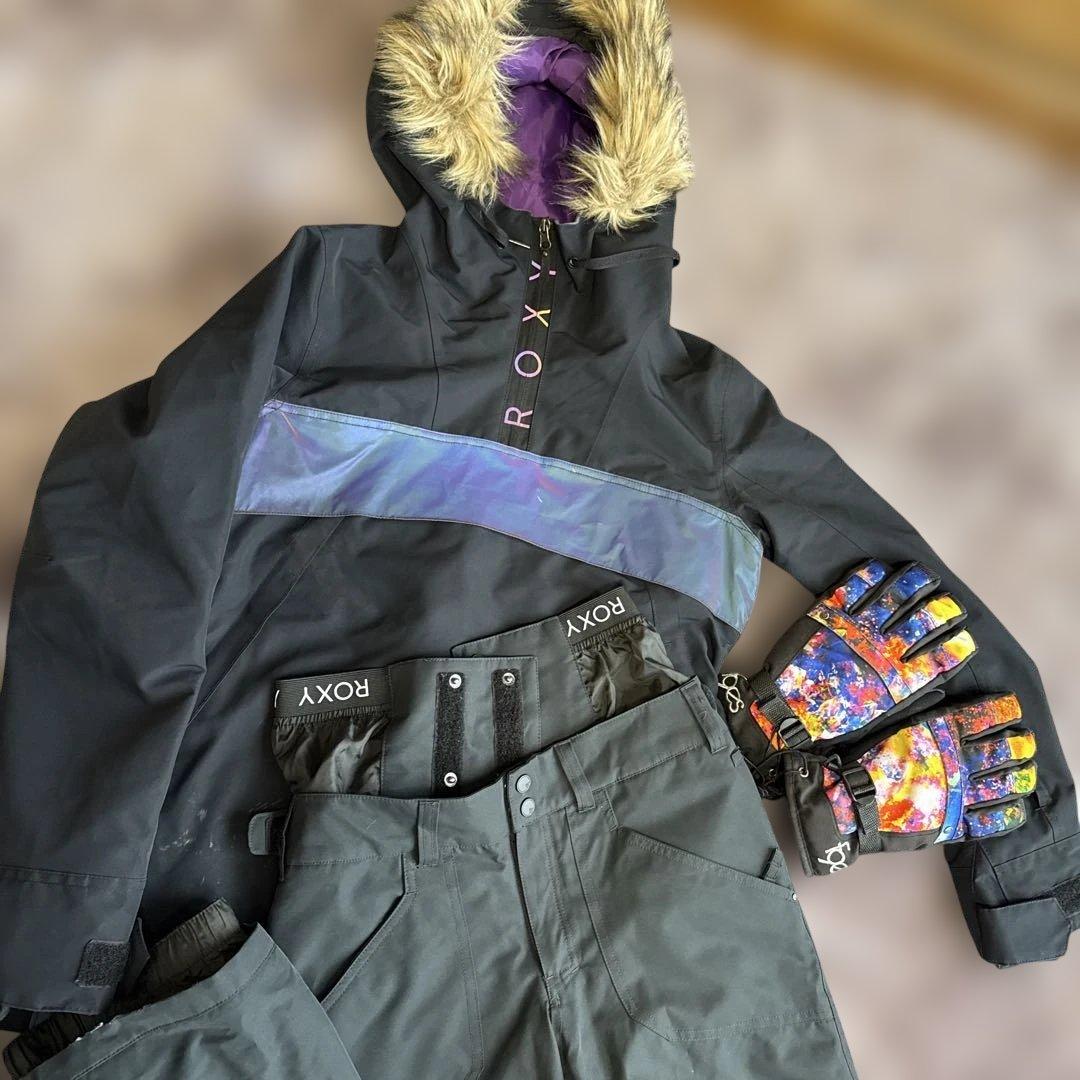 ロキシースノボウエア上下セットSサイズ　手袋付き