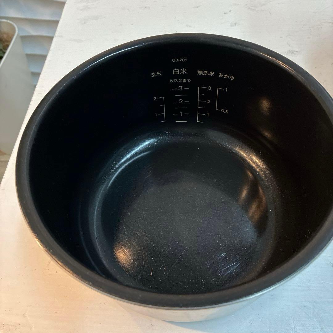 ◇BALMUDA◇The Gohan ◇マイコン炊飯器◇3合◇2022年製◇