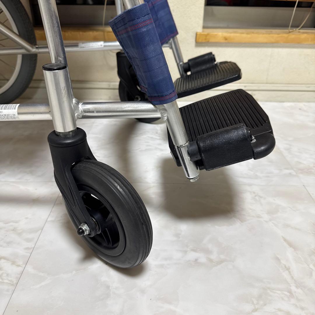 送料込 フランスベッド アルミ製 介助用車いす アルミ製 介助用車椅子 チェック