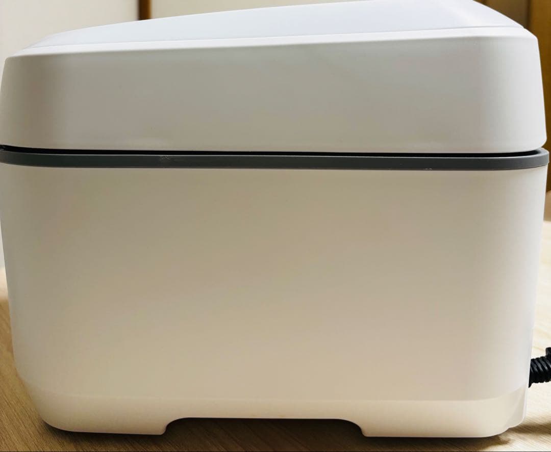 日立HITACHI IH炊飯器5.5合炊　RZ-V100FM ふっくら御膳