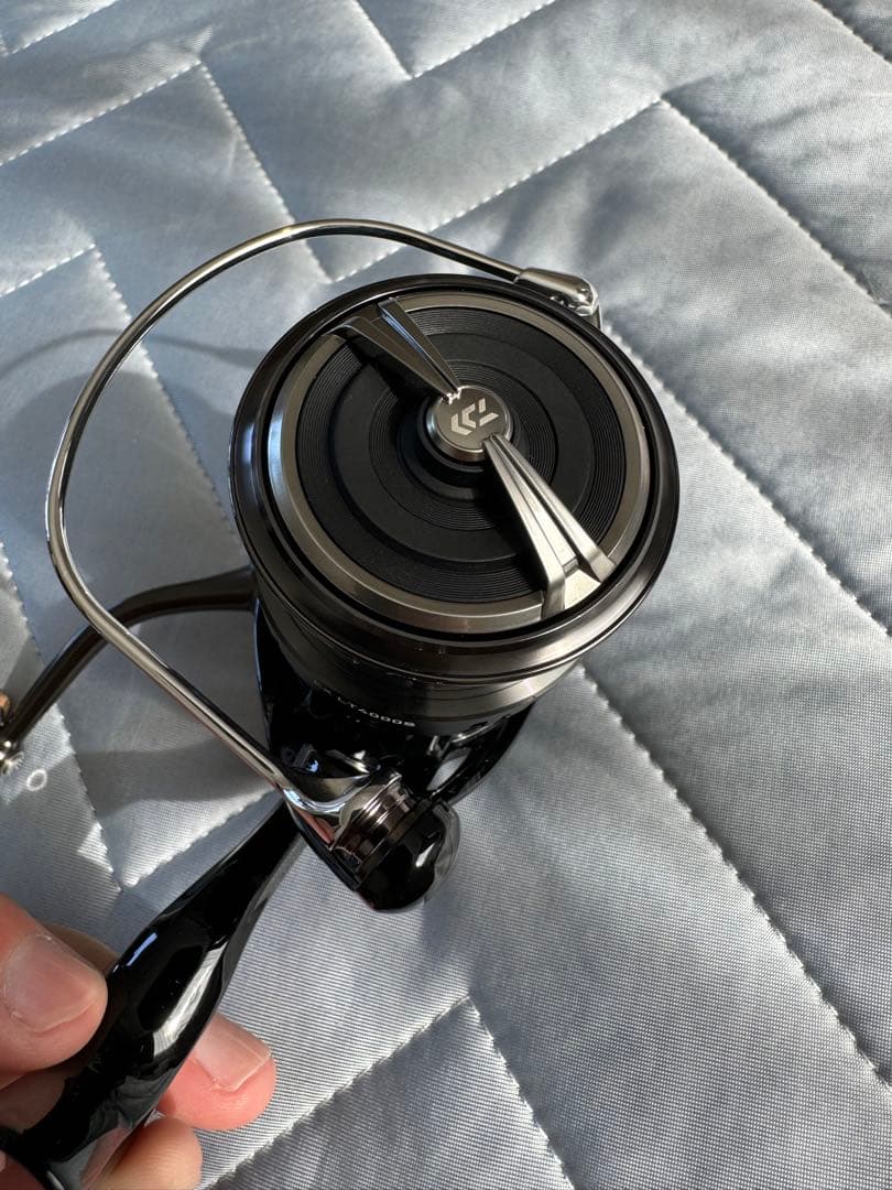 新品　ダイワ　セルテート LT4000-CXH-SLPW SLPカスタムボディ