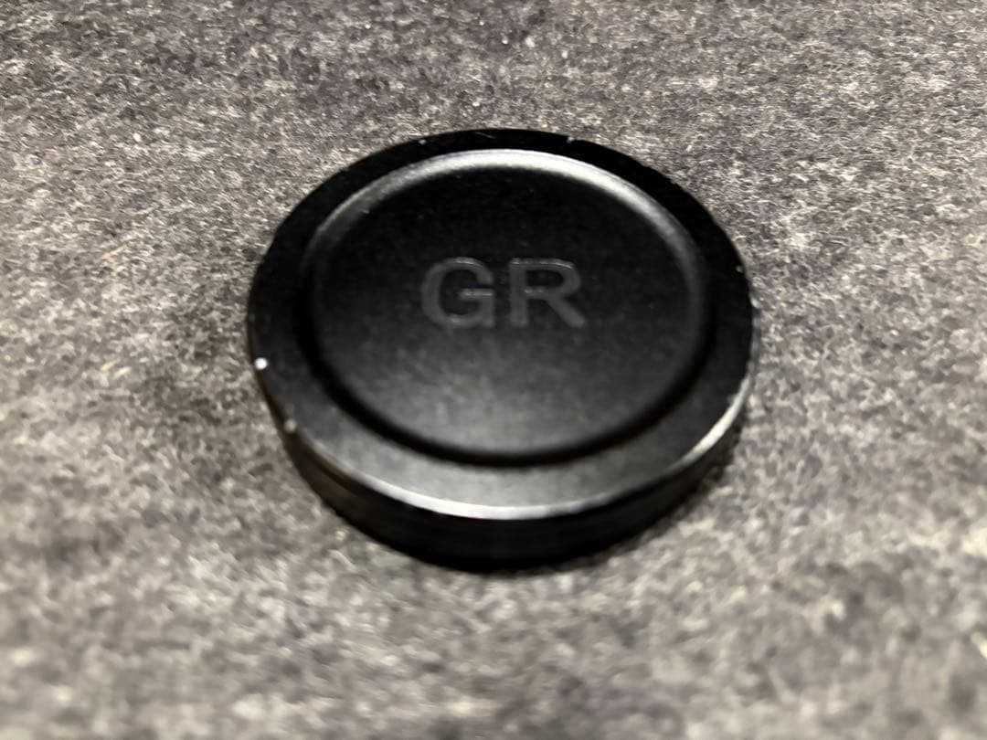 m*p様 【RICOH 】GR III シャッター枚数4160