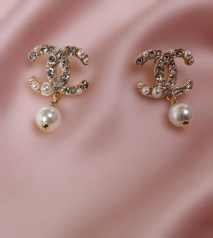 シャネル ピアス cc パール クリスタル