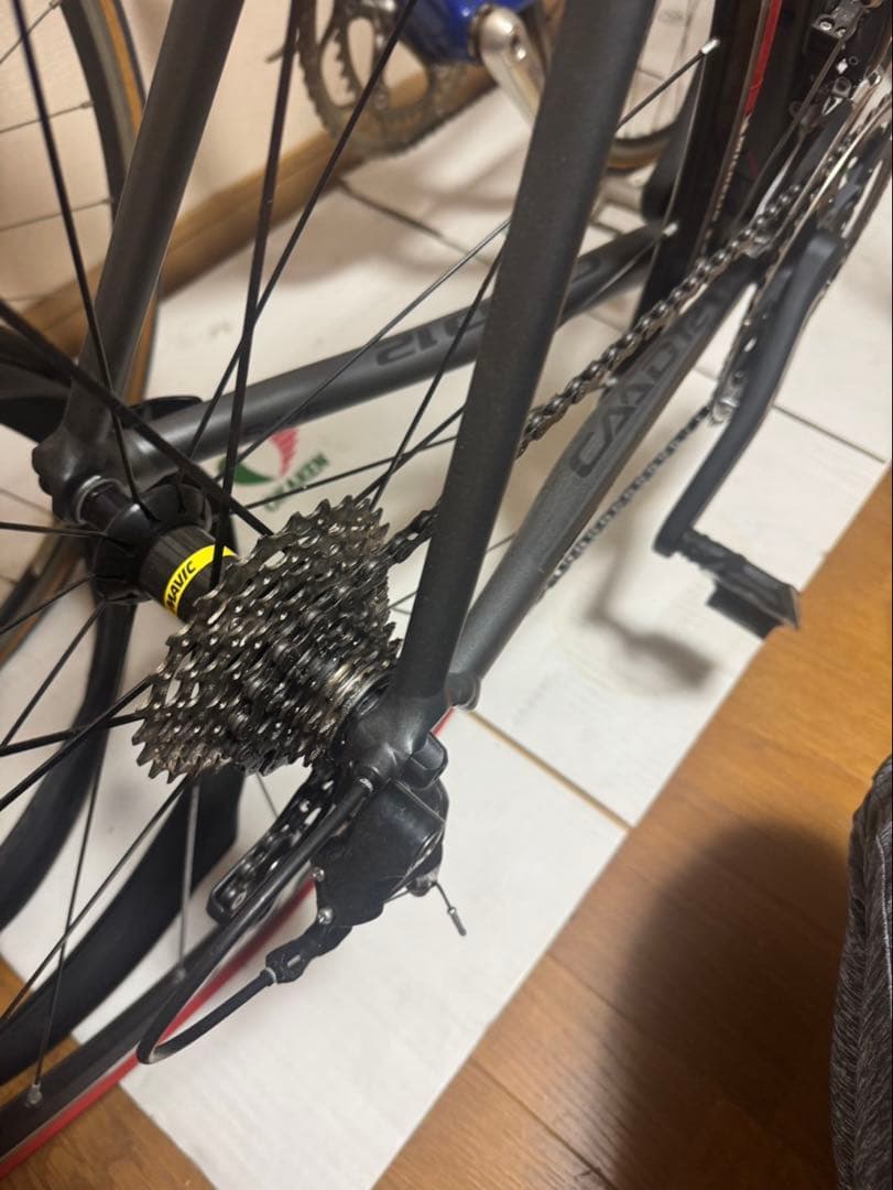 cannondale caad12 サイコンスタンドヘルメット