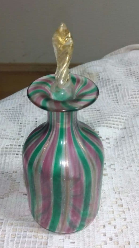 ベネチアングラスの香水瓶・小型のボトル　　　　　　　　　（新品未使用）