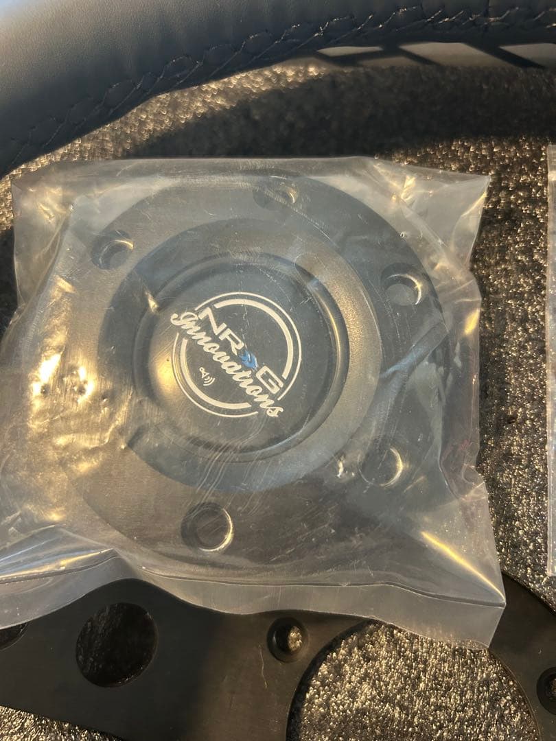 NRG ステアリング ブラック