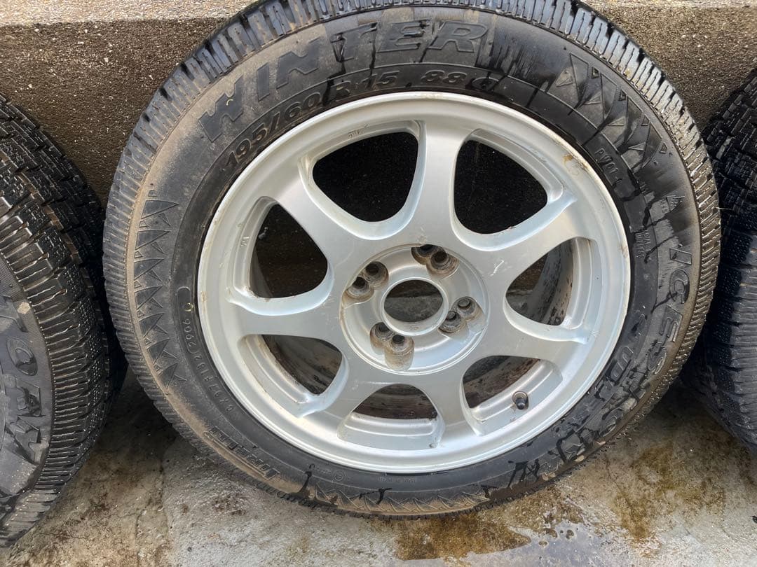 15インチ スタッドレスタイヤ ホイールセット　4穴マルチ