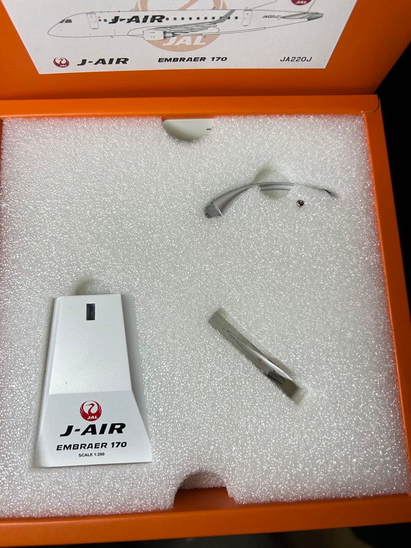 【TOMO】Jcwings J-Air E170 JA220J 1/200