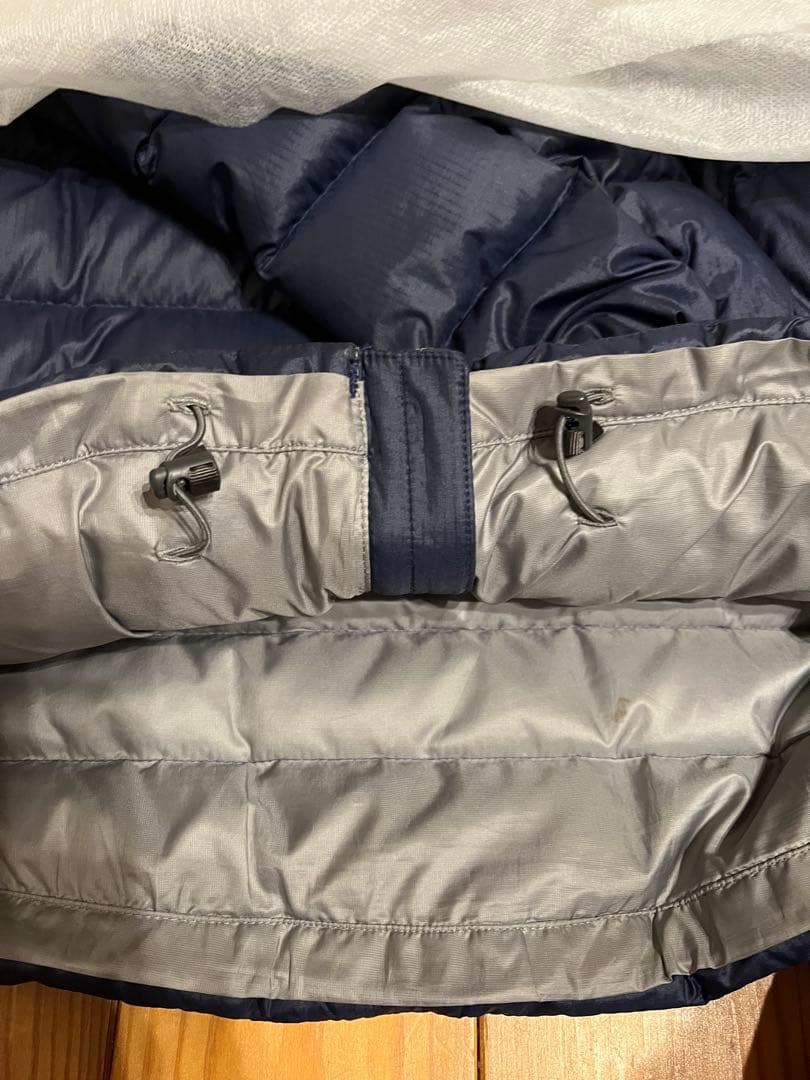 パタゴニア　ハイロフトダウンフーディー　patagonia ネイビー