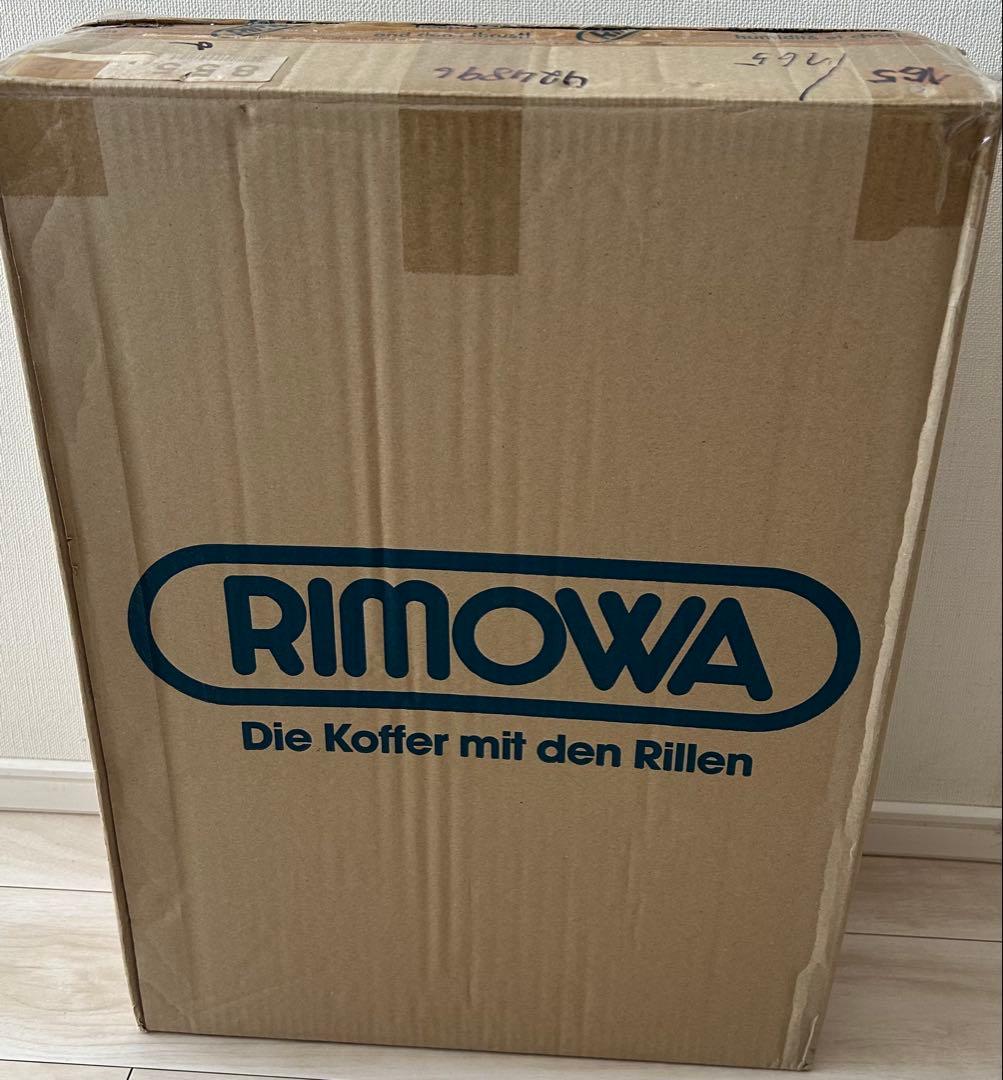 RIMOWA／リモワのSALSA／サルサ、レッドカスタムの35L