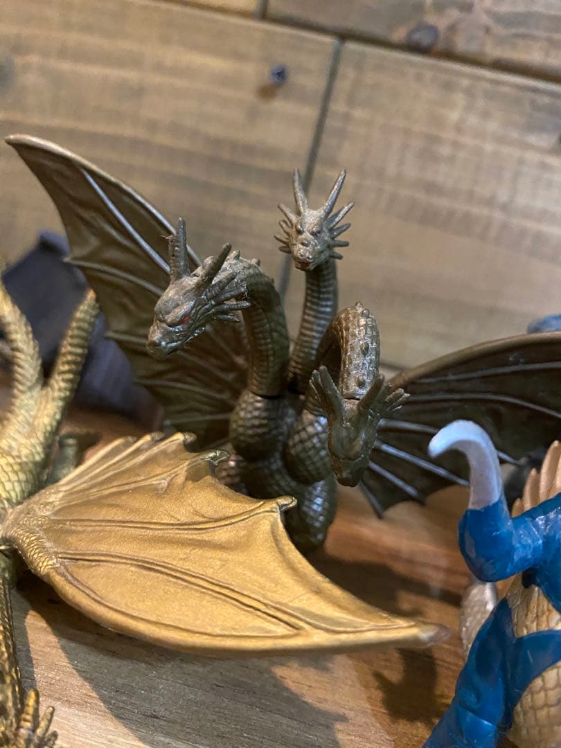 ゴジラフィギュアセット（キングギドラ含む）