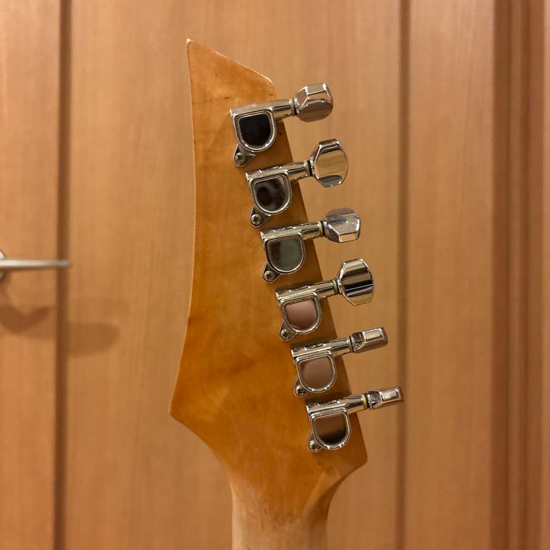 FERNANDES ストラトタイプ（SSH） トレモロアーム付、新品弦張替済