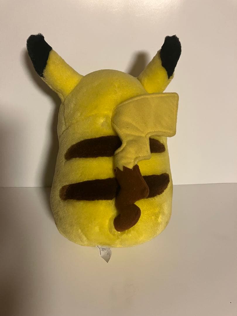 ピカチュウぬいぐるみレア物非売品