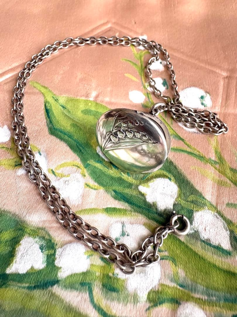 ♡フランスアンティーク　鈴蘭　ミュゲ　シルバー　銀　ロケットペンダント　19世紀