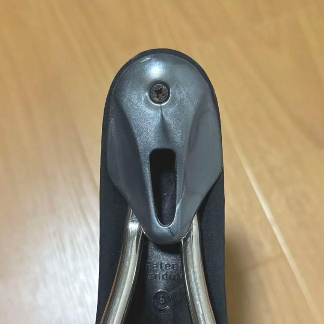 フィジーク ALIANTE K:ium レール サドル 黒