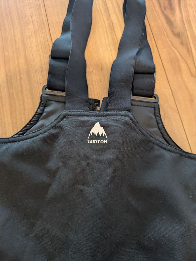 【美品】Burton キッズ　スノーボードウェア上下　ビブパンツ　5T　バートン