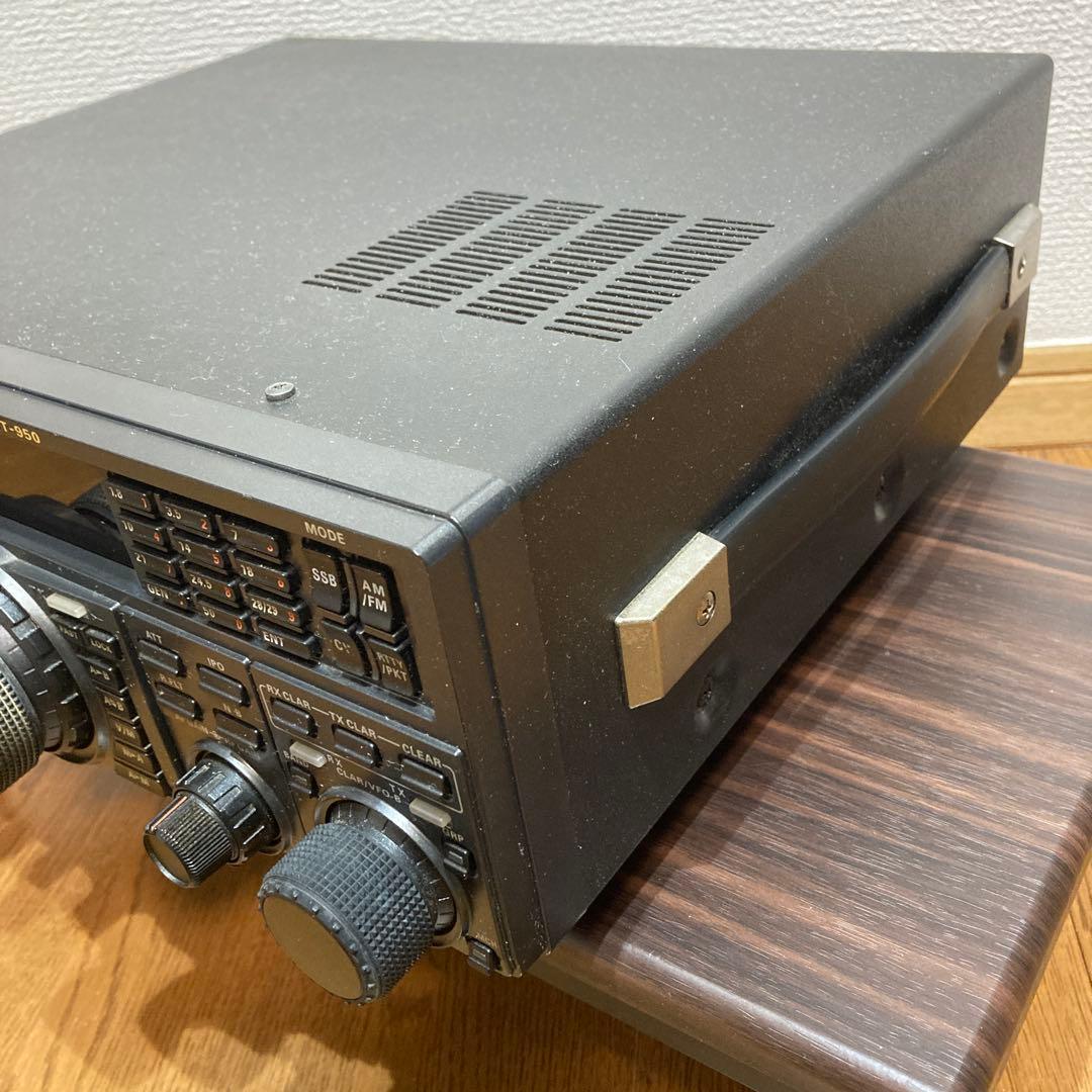YAESU FT-950 HF/50MHz トランシーバー