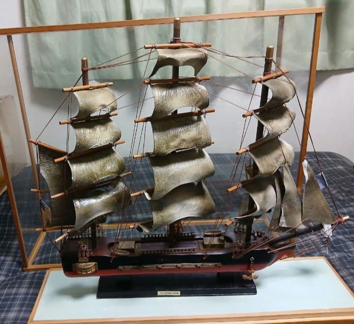 THE BONHOMME RICHARD 帆船 模型 ガラスケース付き