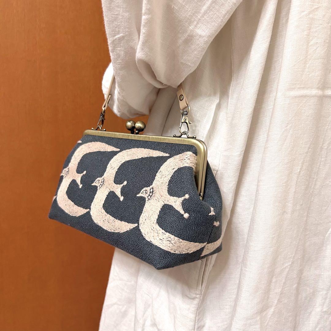 ミナペルホネン　ハンドメイド　がま口　go! バッグ マチ広め　短ストラップ付