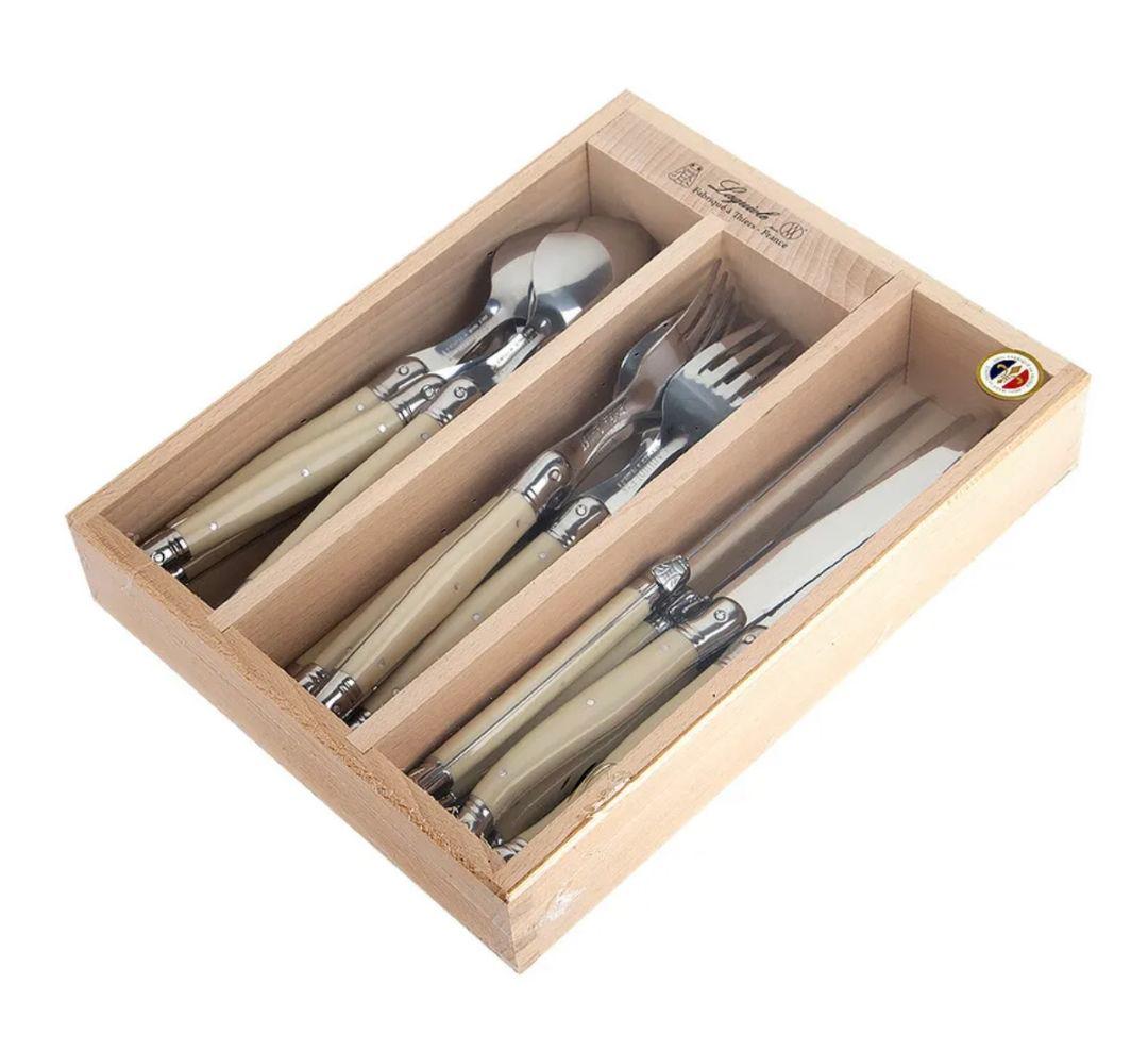 ラギオール　ライヨール　カトラリー　アイボリー