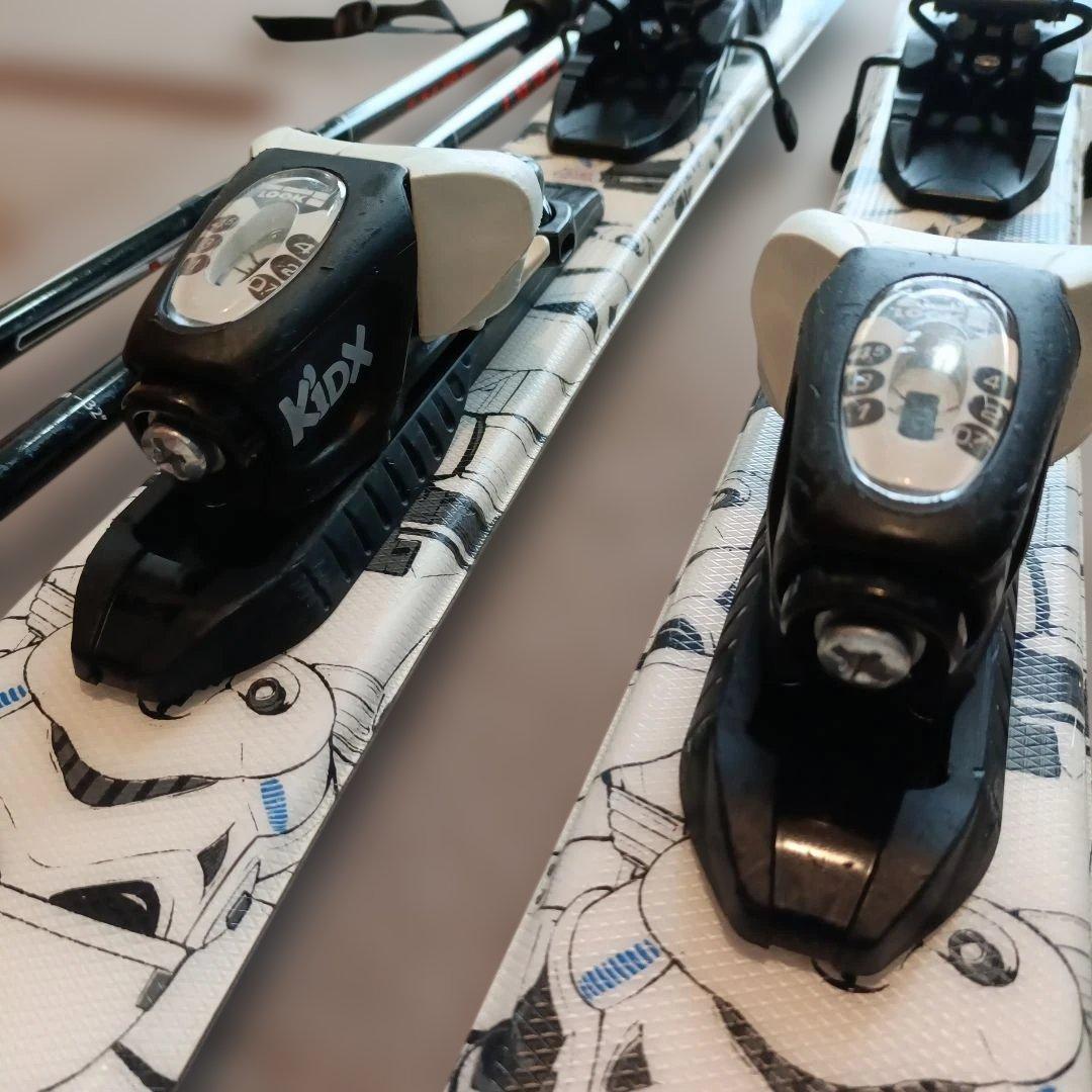 ROSSIGNOL ロシニョール ジュニアスキーセット ヘルメット付き。