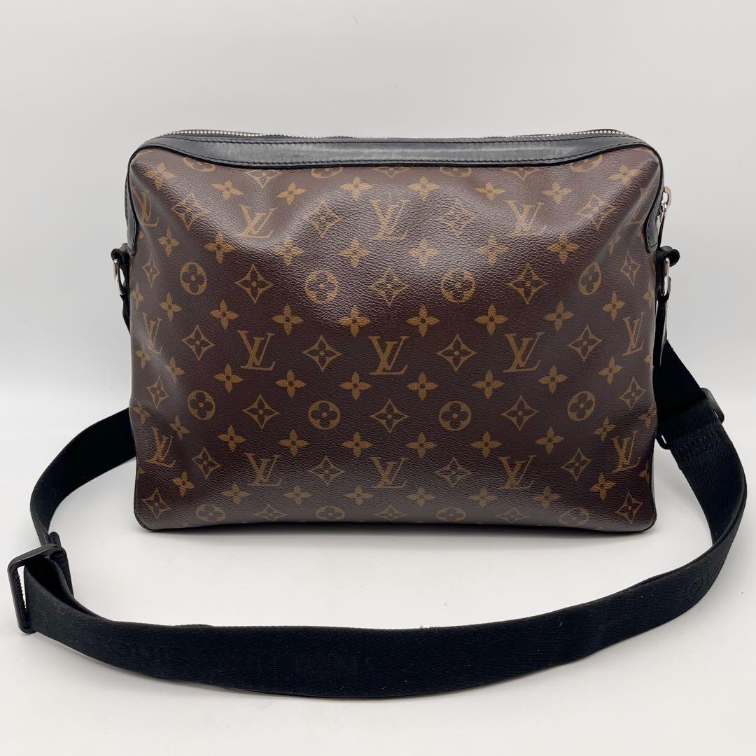 ルイヴィトン　モノグラム マカサー トーレス ショルダーバッグ　メッセンジャー