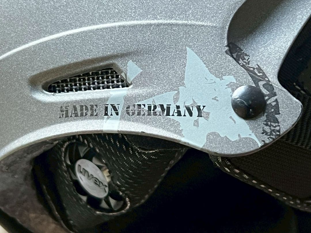 スキー　ヘルメット　uvex スキーキャリア INNO CAR MATE