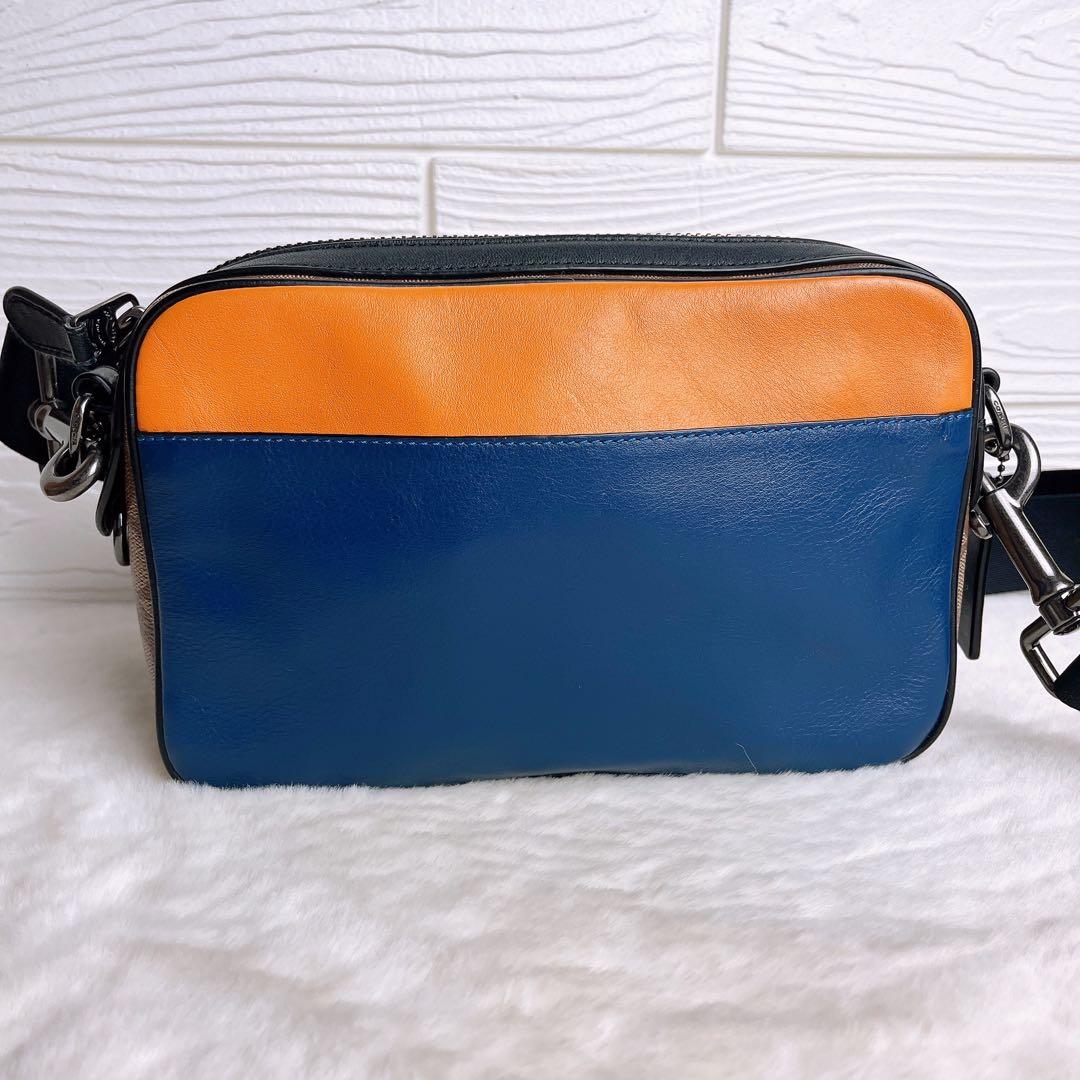 美品☆COACHコーチ ショルダーカメラバッグ メンズ レザー シグネチャー
