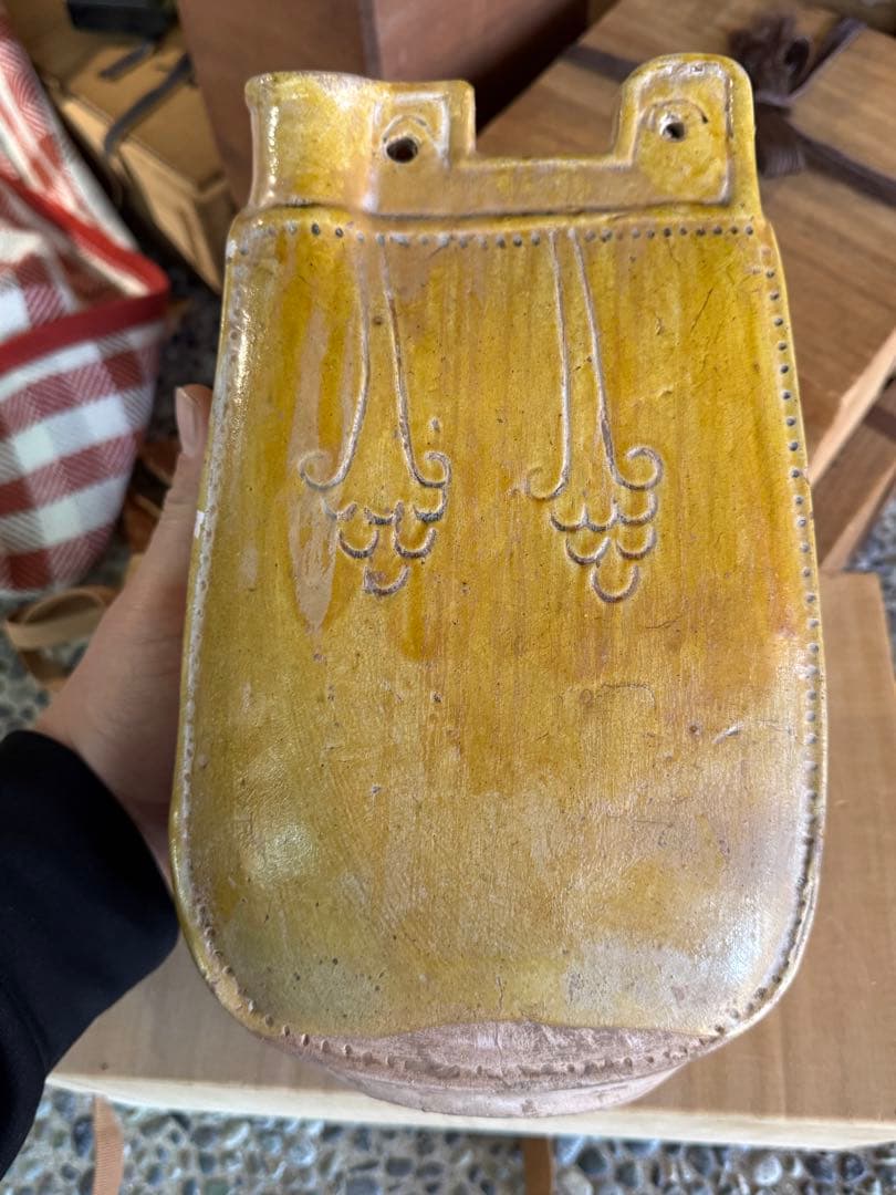 ‼️水芙蓉になりました‼️年末激安OK‼️中国品買取‼️狭西省出土騎馬民族水滴箱付