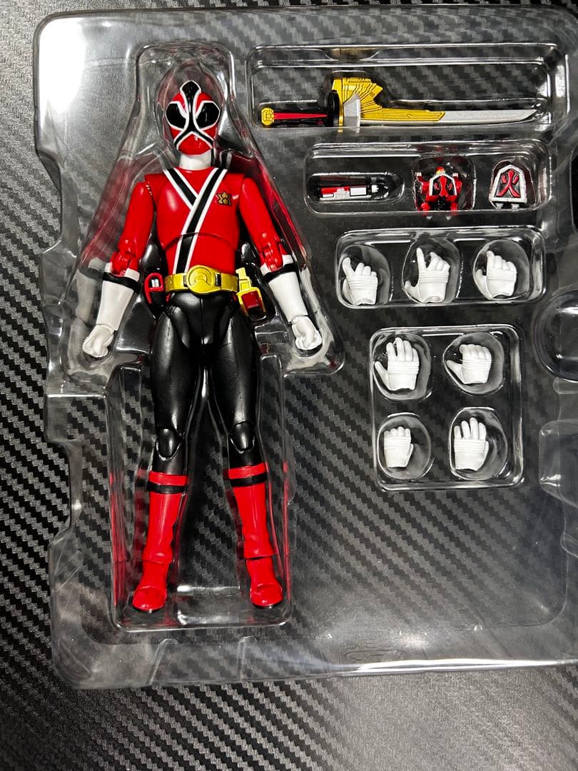 侍戦隊シンケンジャー S.H.Figuarts フィギュア シンケンレッド