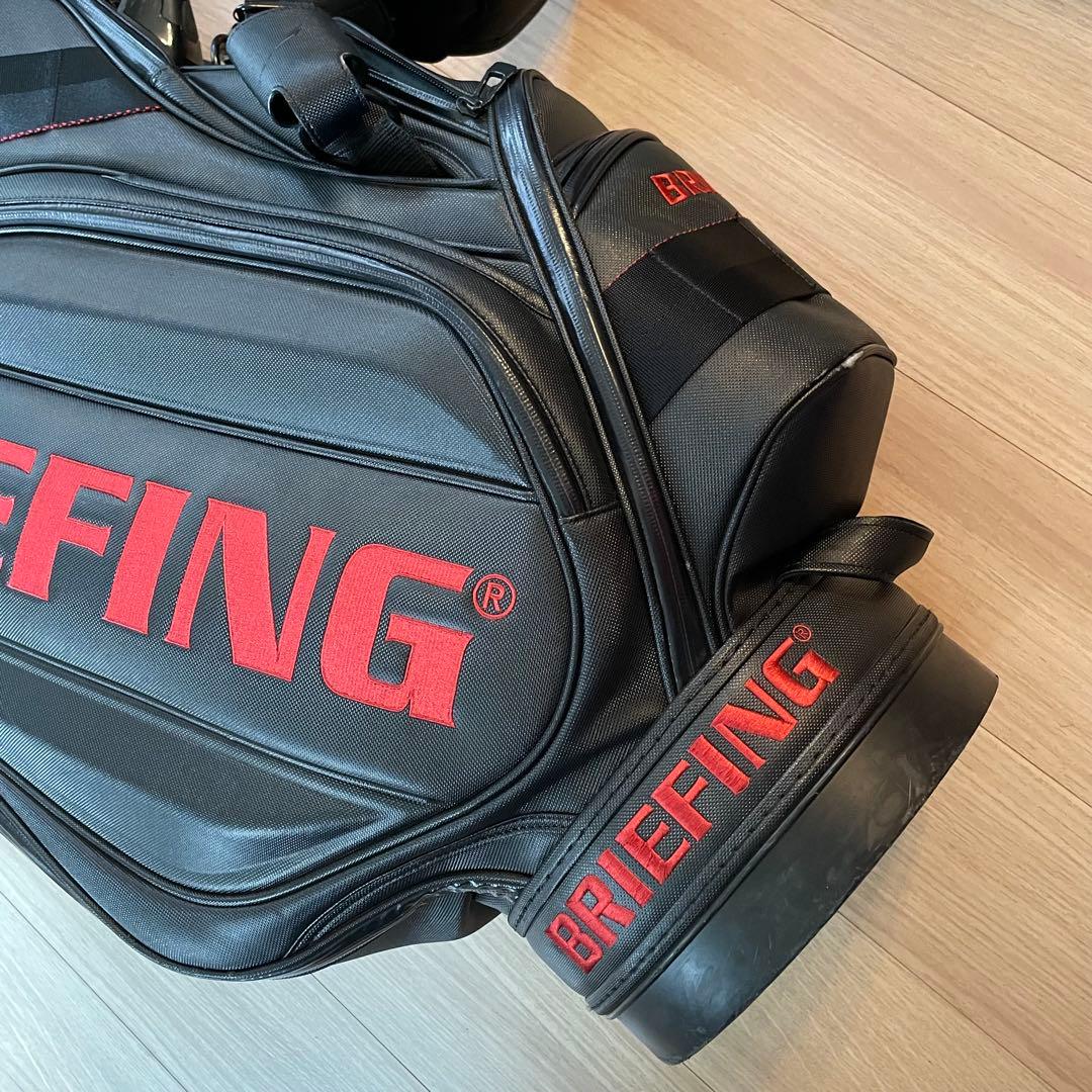 BRIEFING ゴルフキャディバッグ ブラック/レッド