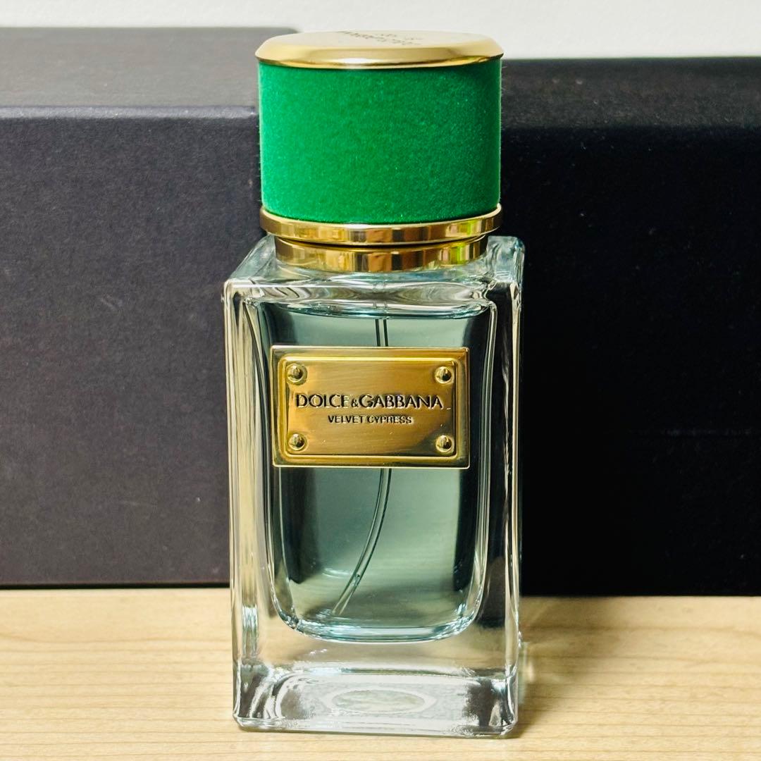 DOLCE&GABBANA ベルベット サイプレス プールオム