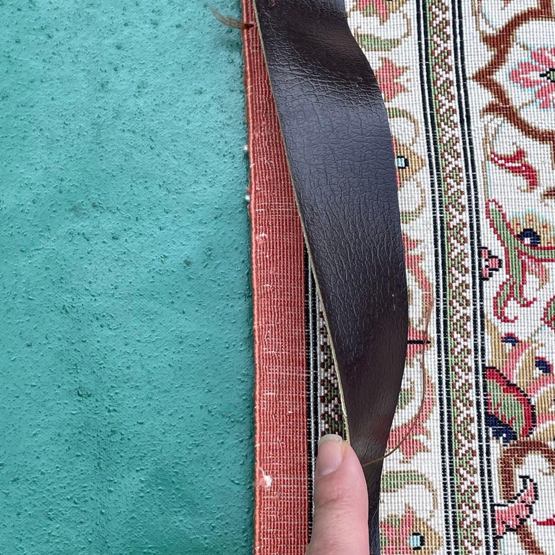 ペルシャ絨毯 クム産 イラン カーペット ラグ 131cm×201cm