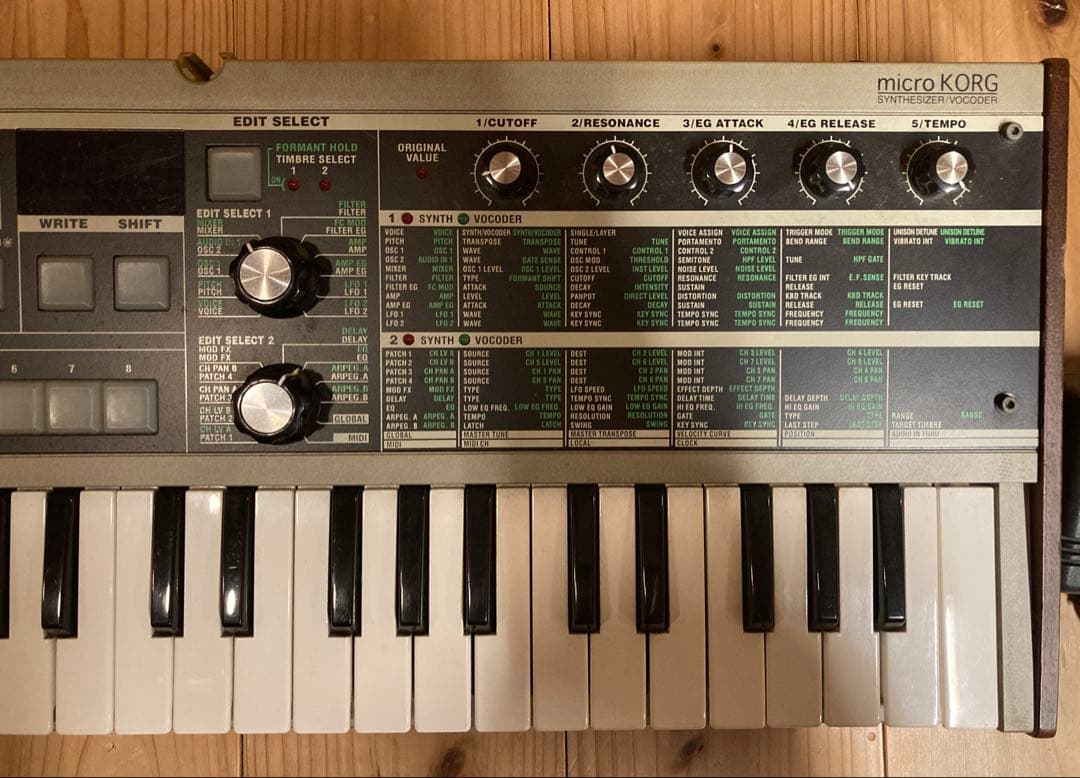 micro KORG アナログシンセサイザー　ボコーダー