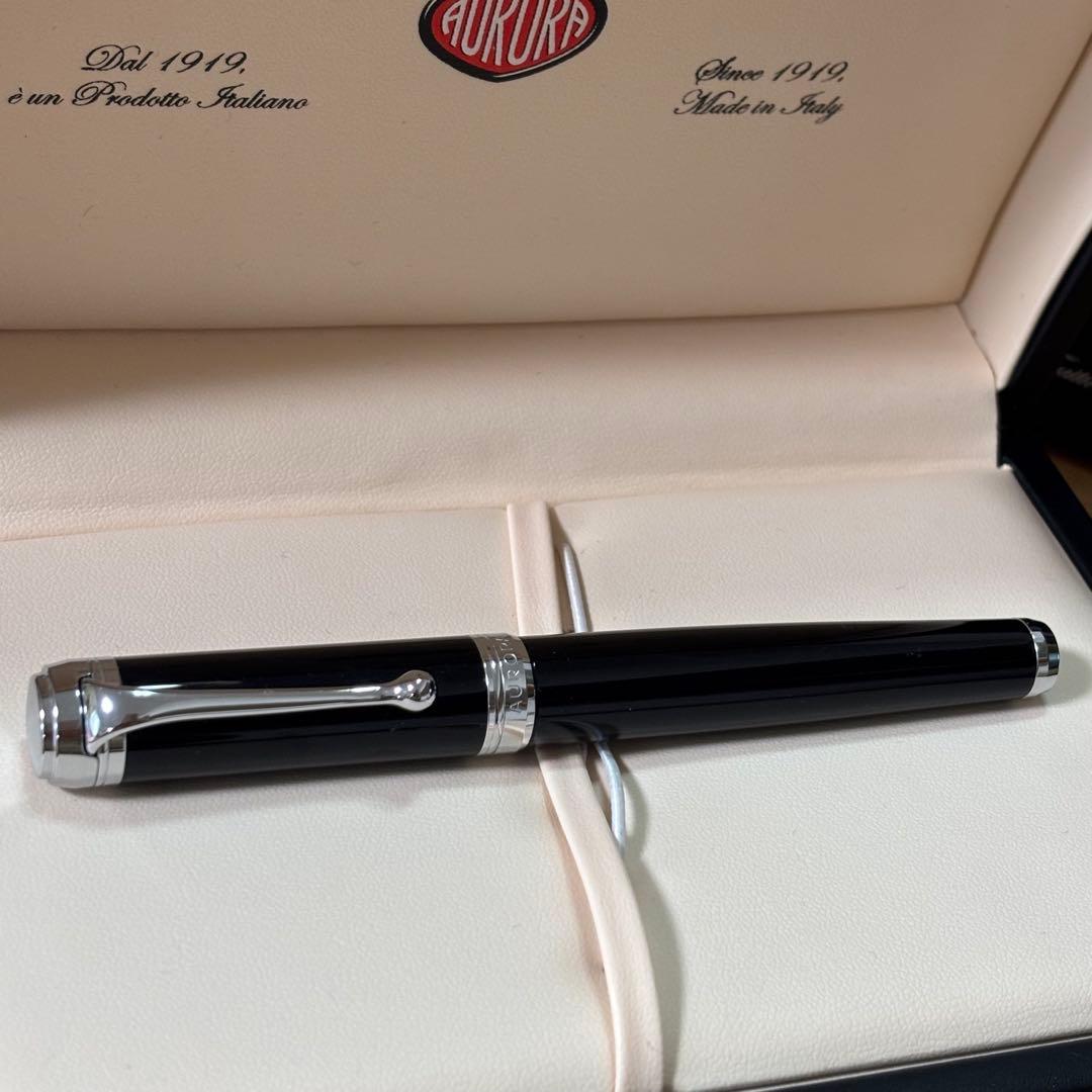 AURORA アウロラ　タレンタム　万年筆　ペン先14K 箱入