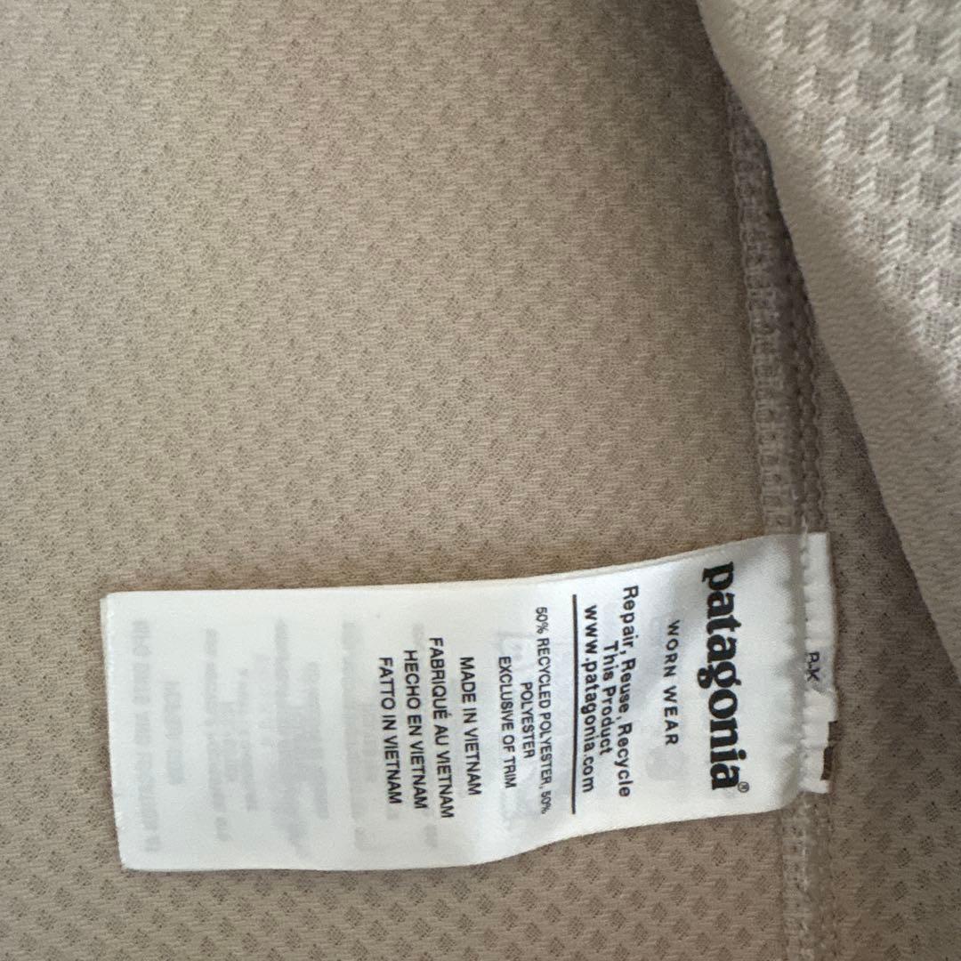 patagonia フリースベスト アイボリー/ネイビー