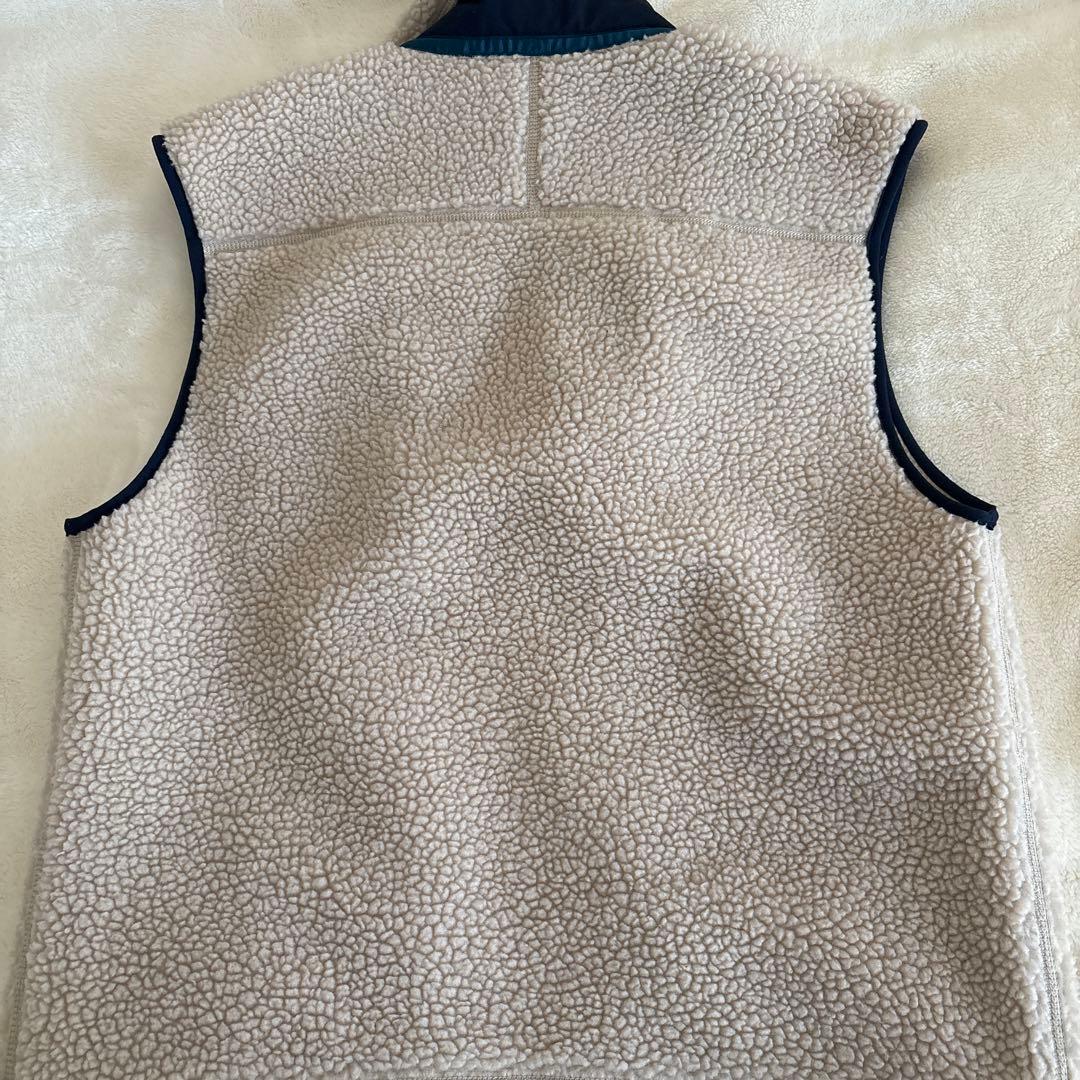 patagonia フリースベスト アイボリー/ネイビー