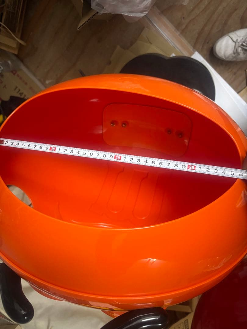 エムアンドエムズ 店頭用ディスプレイ