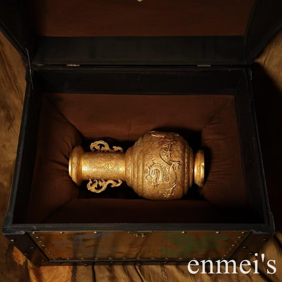 中国古美術・旧蔵鎏金の盤龍花瓶・純手作り・純銅製・高浮彫・案頭・文房・風水開運