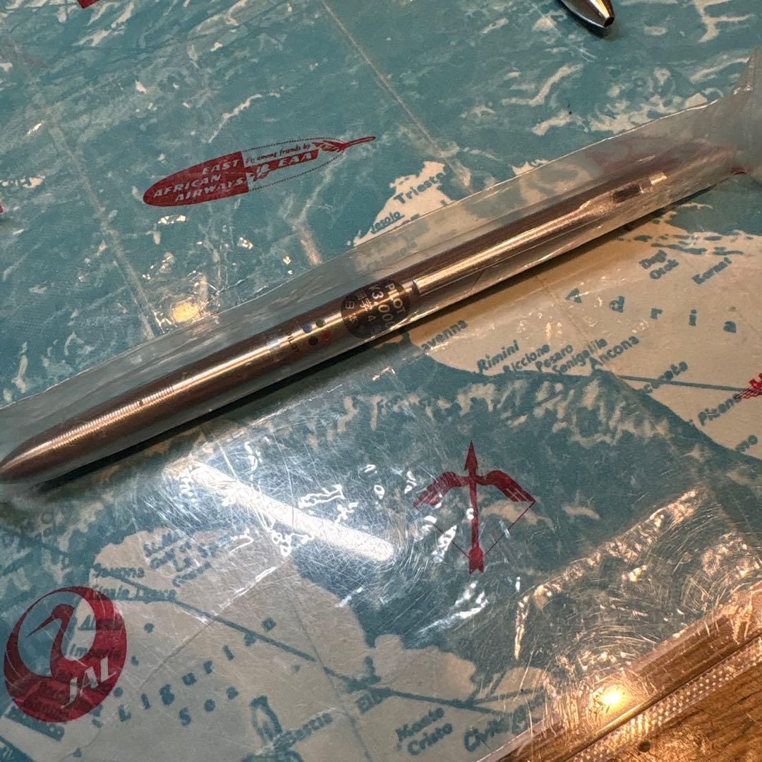 パイロット　振子式　４色ボールペン　新品（メーカー袋のまま未開封）