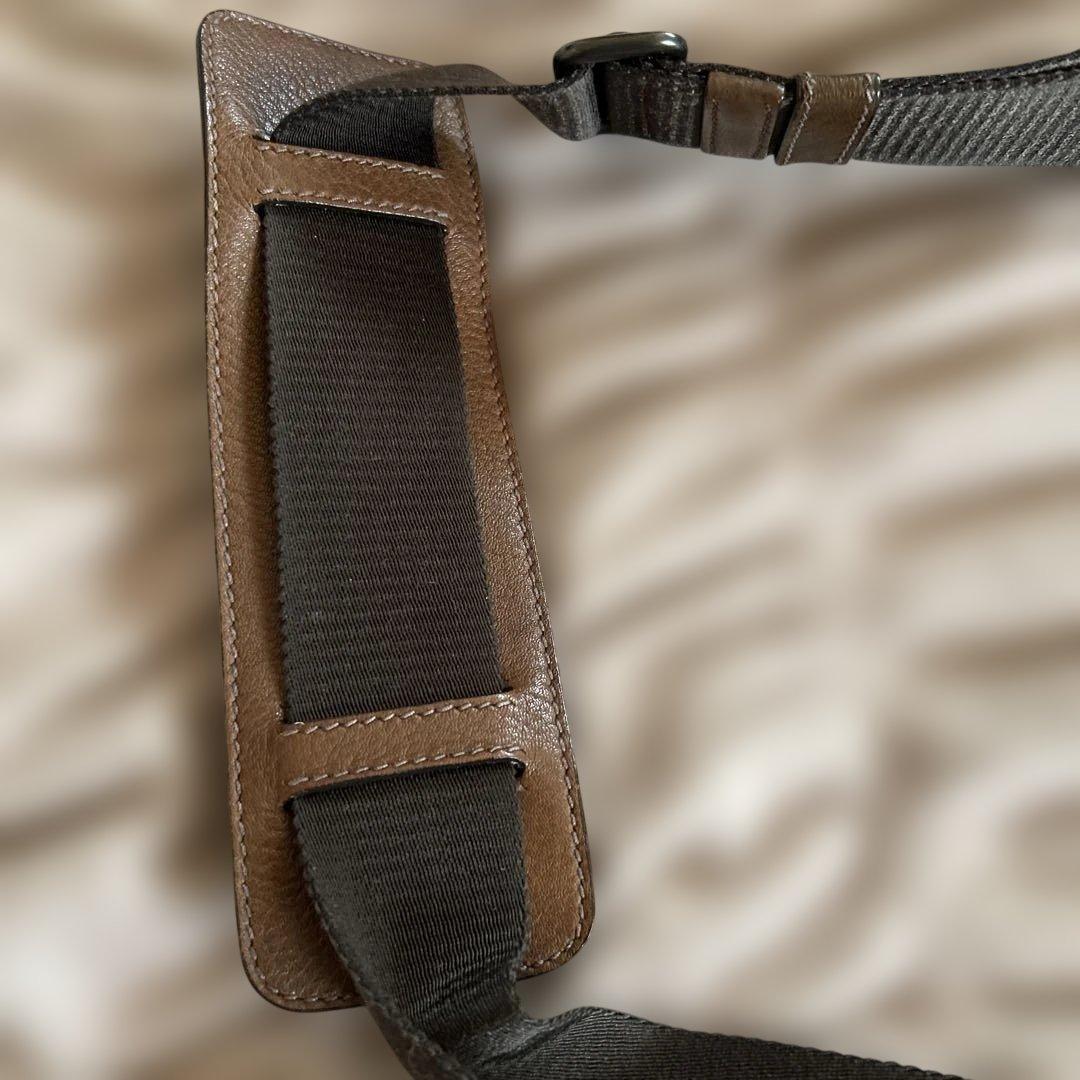 お値下げPRADA ブラウン レザー サコッシュ 袋付き