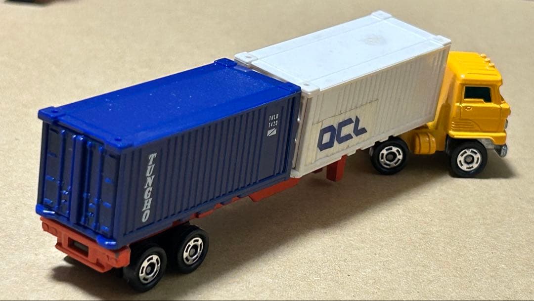 日本製 トミカ ギフトセット コンテナセット