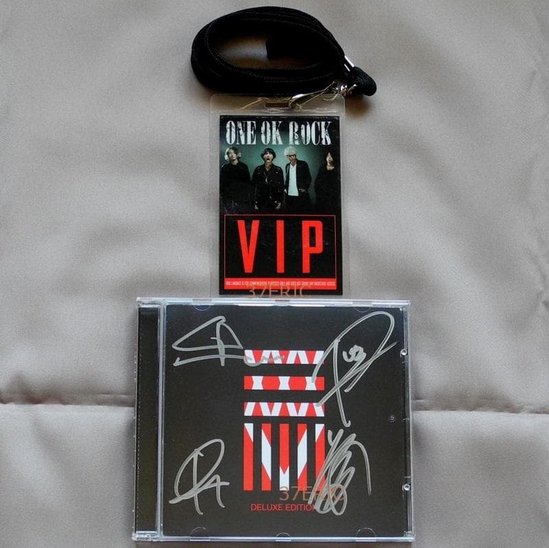 ONE OK ROCK ワンオクロック サイン入りCD VIPバックステージパス