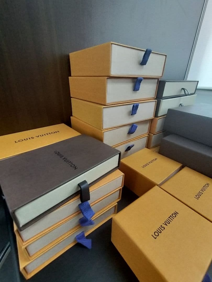 【値下げしました】ルイヴィトンの空箱