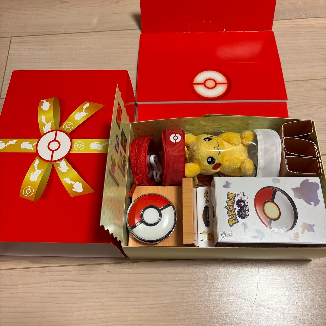 Pokémon GO Plus + ポケモンセンタースペシャルセット 本体あり