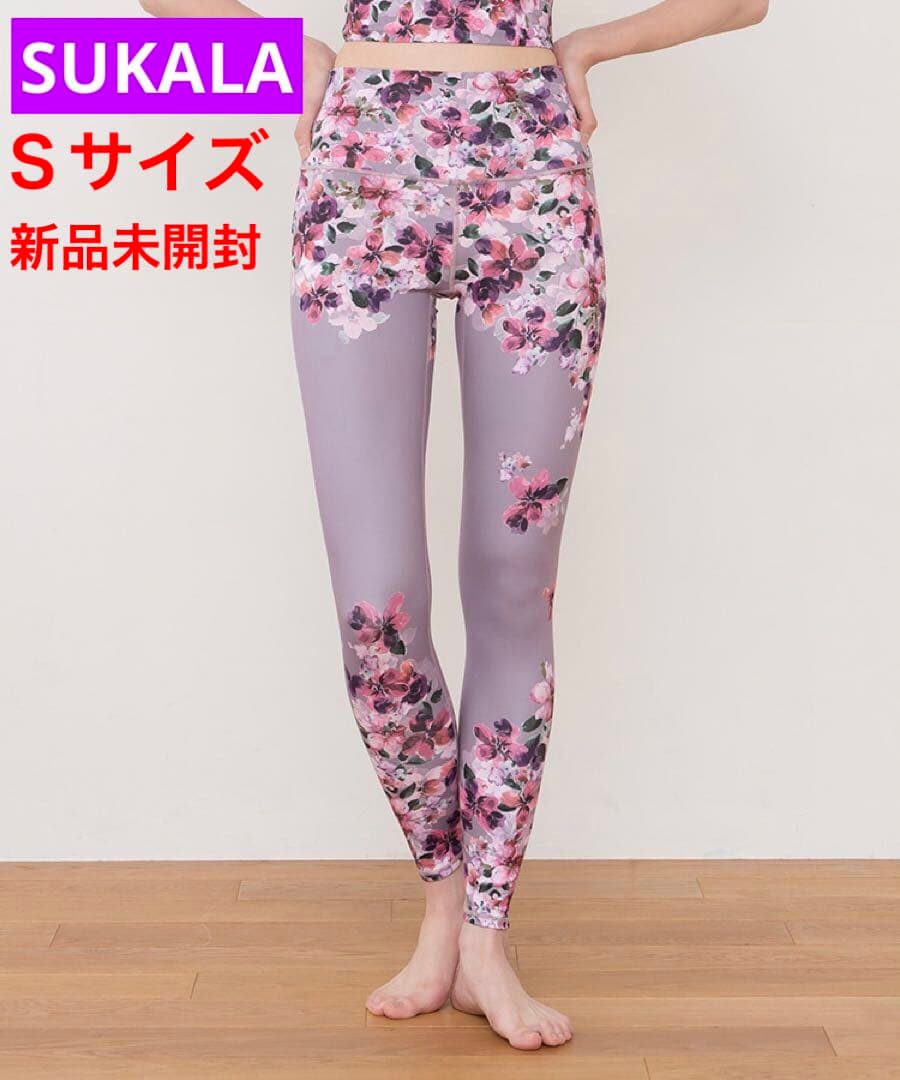 【SUKALA】フルオブフラワーパネルレギンスSサイズ モーヴ