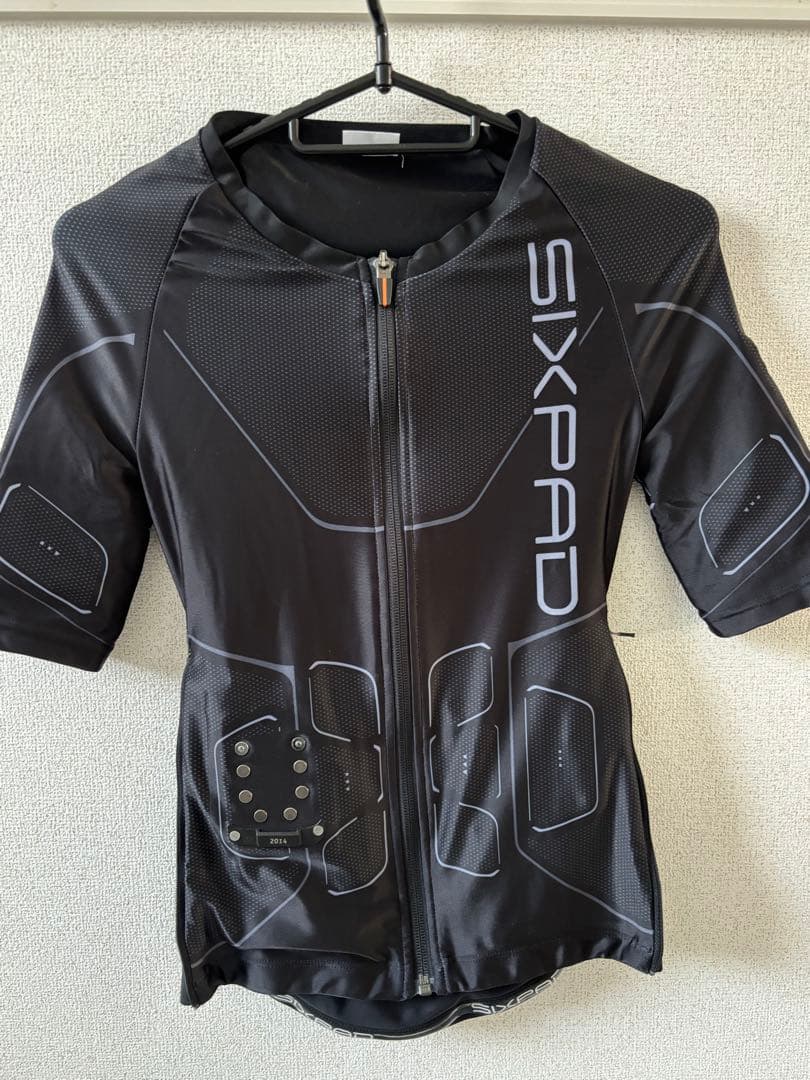 シックスパッド　パワースーツ　トレーニングギア