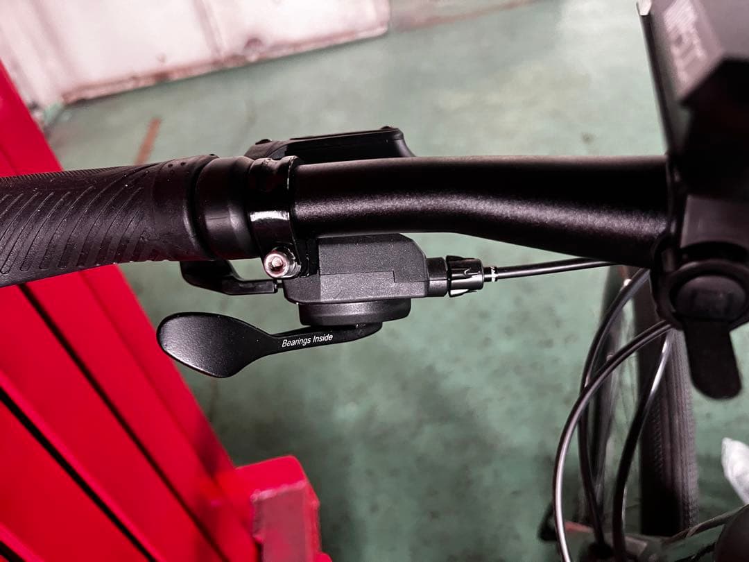 Specialized クロスバイク ブラック 未使用　ヘルメットセット　愛知発